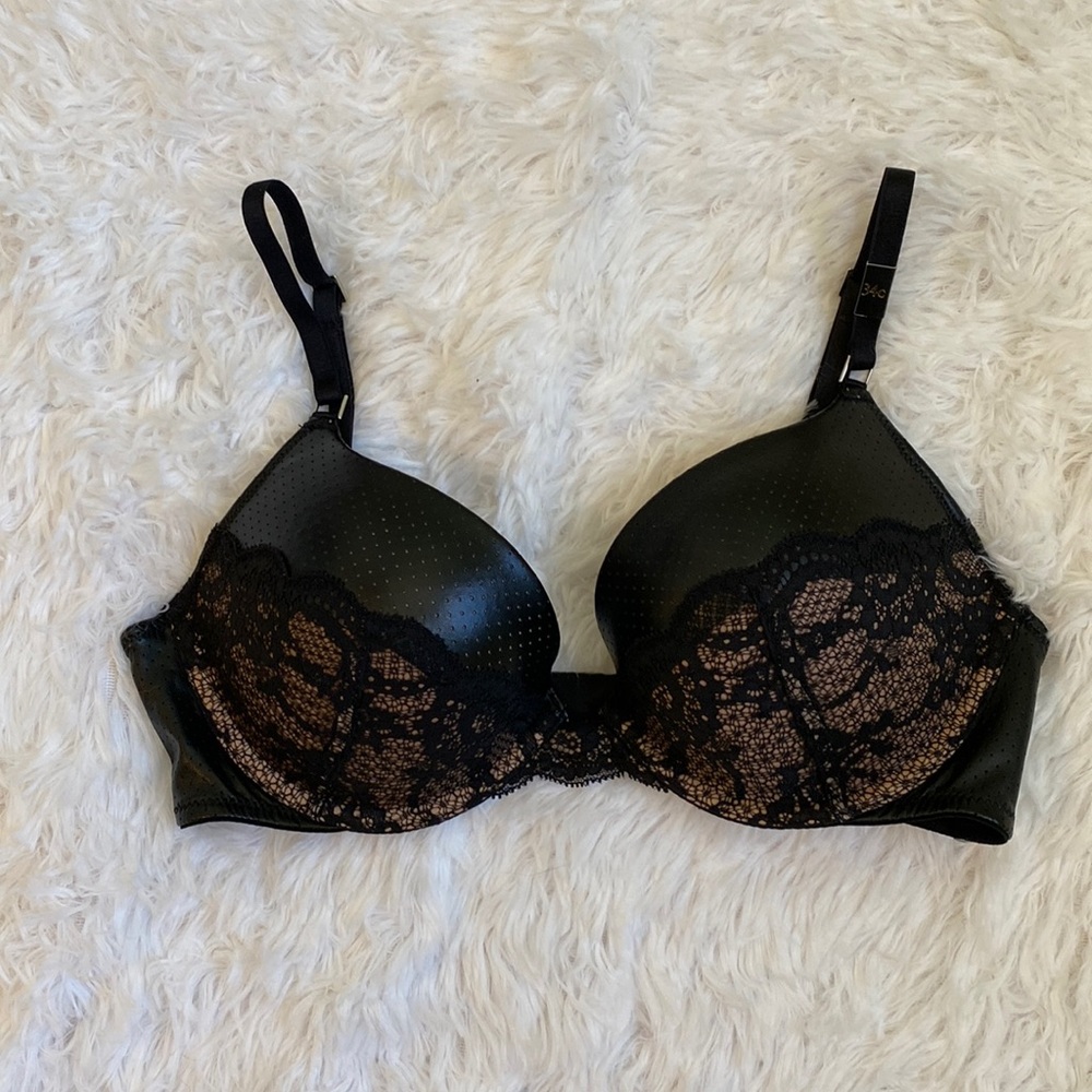 Victoria’s Secret women’s black lace and faux leather bra